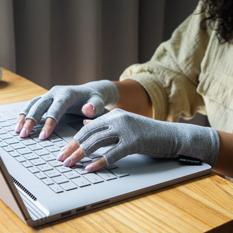 Premium Onecompress™ Gloves - Smooth Fit Daily
