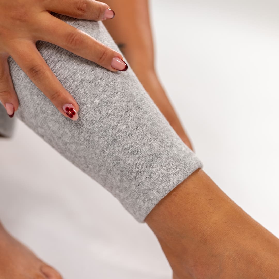 Premium Bamboo Leg Sleeve (Single) - Support for Travel